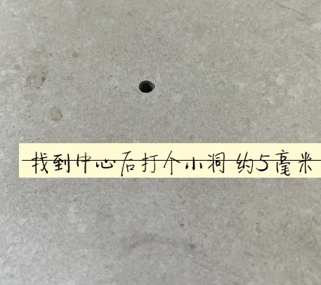 康平瓷砖空鼓维修公司专业解答在瓷砖铺贴过程中，如果砂料搅拌不均匀，将会带来以下问题